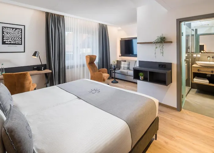 Sonne Hotel